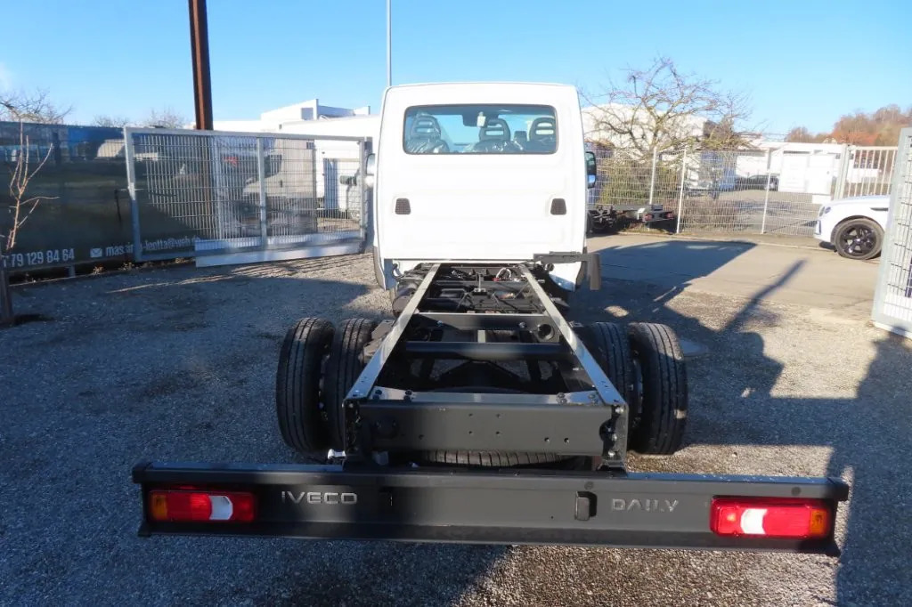 IVECO DAILY 72C18 - Van: picture 2 IVECO DAILY 72C18 - Van: picture 2