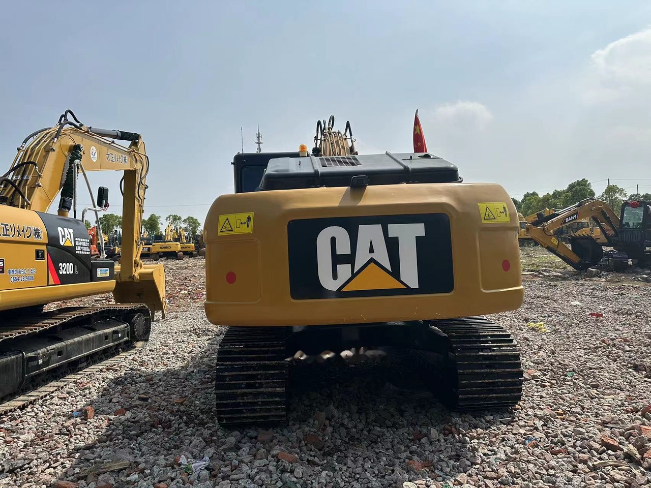 Caterpillar 320D2 - Crawler excavator: picture 5 Caterpillar 320D2 - Crawler excavator: picture 5