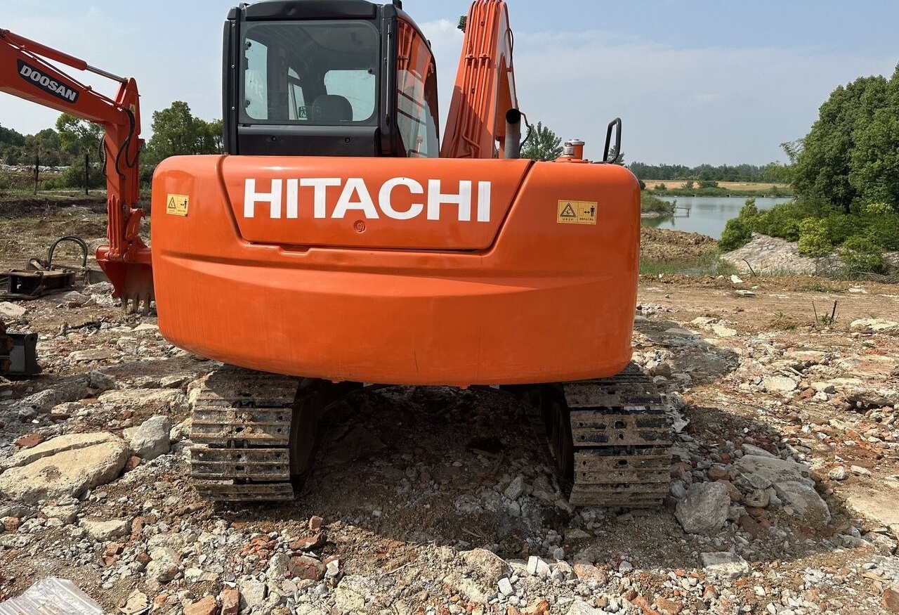 Hitachi ZX70 - Mini excavator: picture 3 Hitachi ZX70 - Mini excavator: picture 3