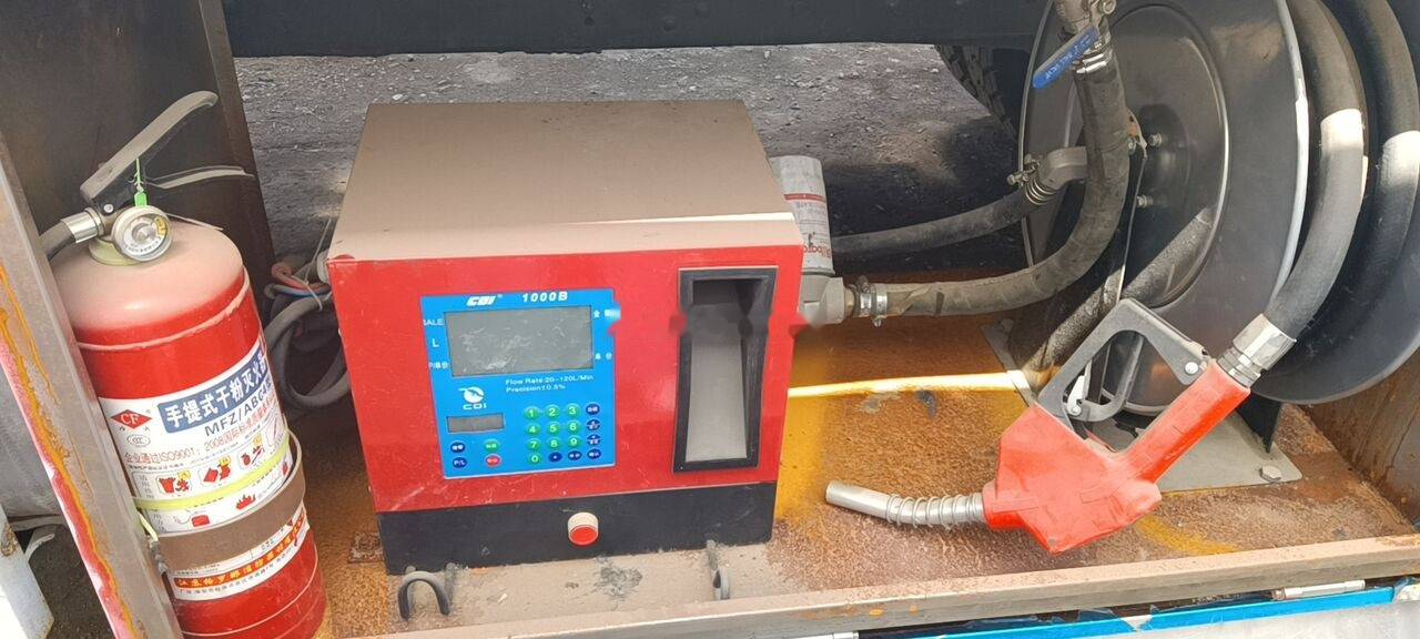 Howo 371 - Tank truck: picture 3 Howo 371 - Tank truck: picture 3