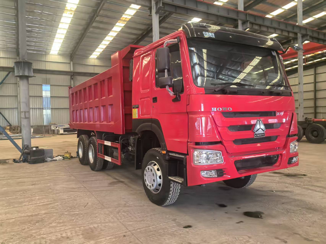 Howo 371 NEW - Tipper: picture 1 Howo 371 NEW - Tipper: picture 1