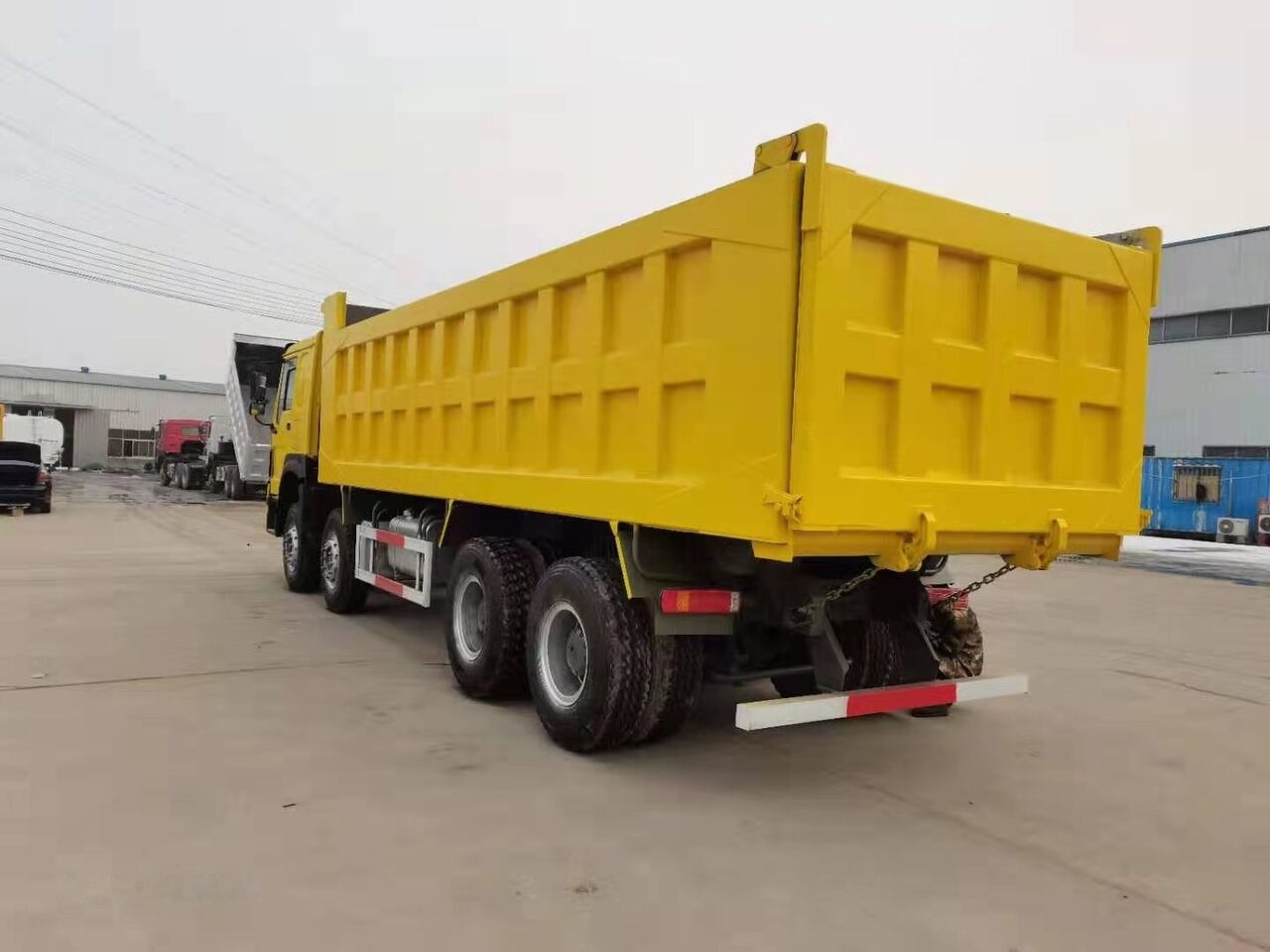 Howo 375 - Tipper: picture 3 Howo 375 - Tipper: picture 3