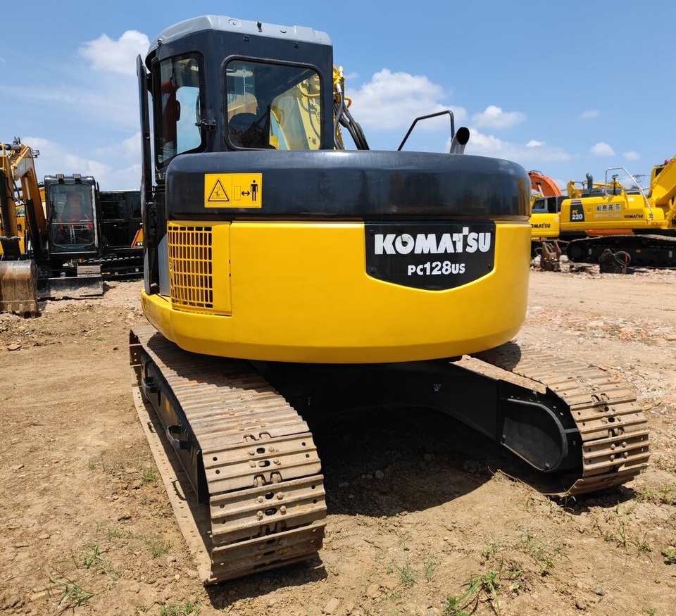 Komatsu PC128US - Crawler excavator: picture 5 Komatsu PC128US - Crawler excavator: picture 5