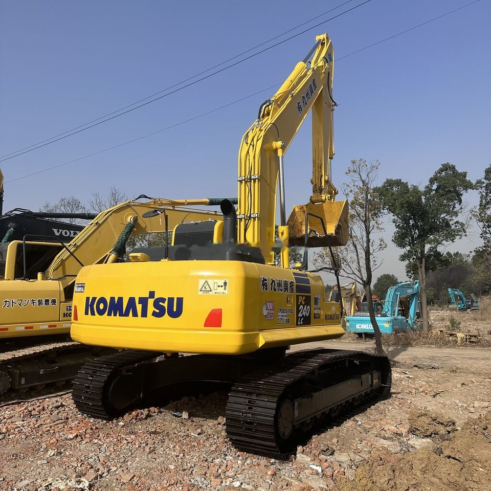 Komatsu PC240-8 - Crawler excavator: picture 2 Komatsu PC240-8 - Crawler excavator: picture 2