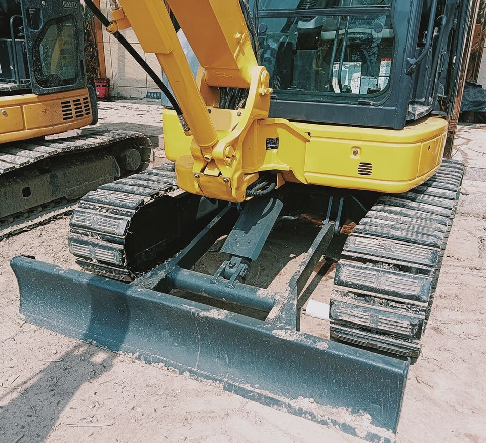 Komatsu PC40MR - Mini excavator: picture 5 Komatsu PC40MR - Mini excavator: picture 5