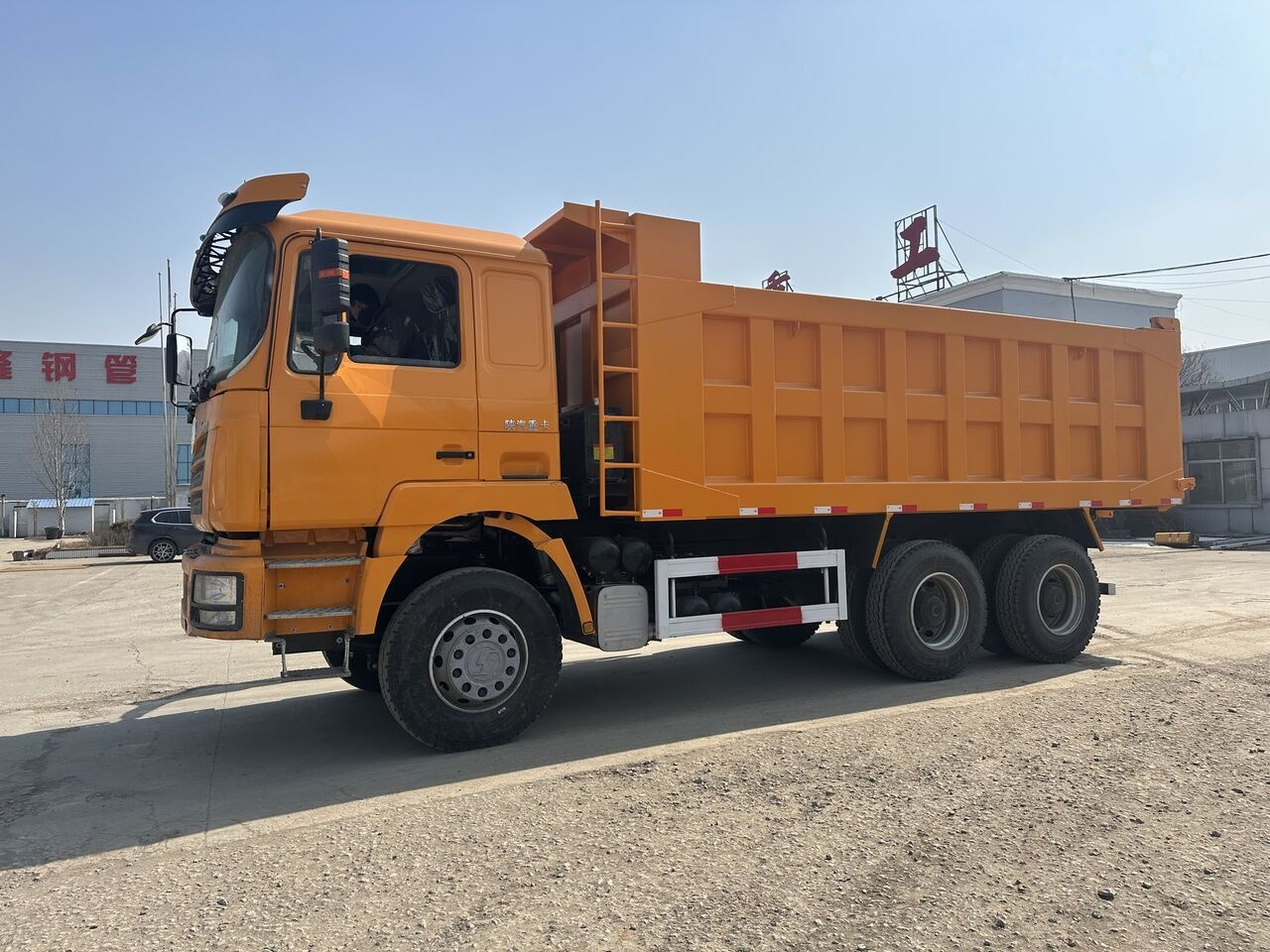 Shacman F3000 - Tipper: picture 1 Shacman F3000 - Tipper: picture 1