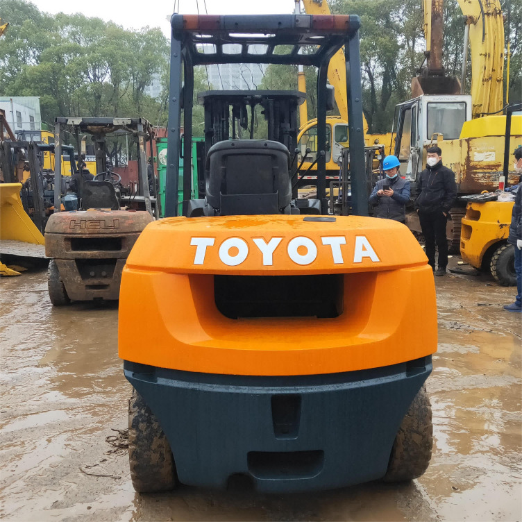 TCM FD50 - Diesel forklift: picture 4 TCM FD50 - Diesel forklift: picture 4