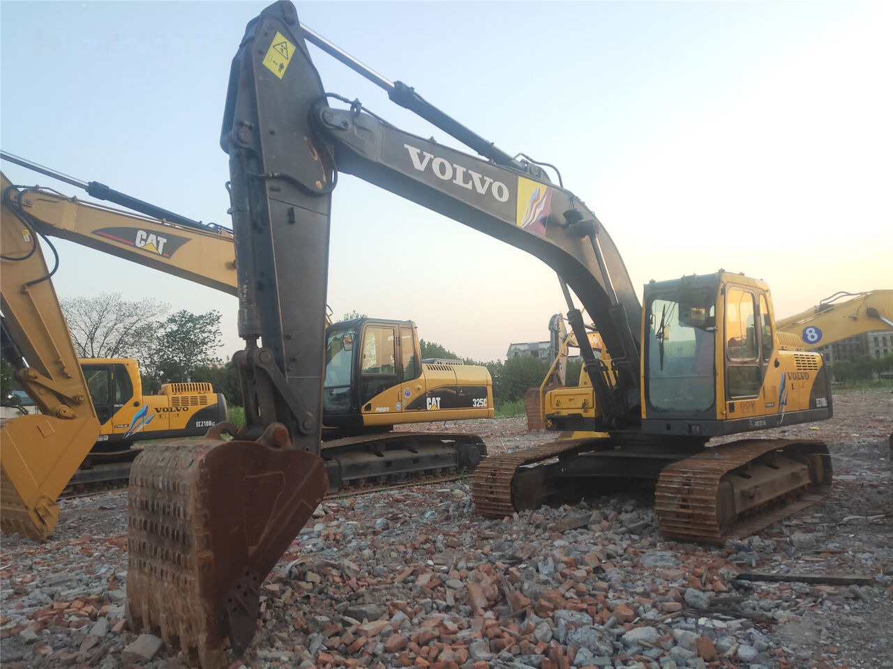 Volvo EC210BLC - Crawler excavator: picture 4 Volvo EC210BLC - Crawler excavator: picture 4