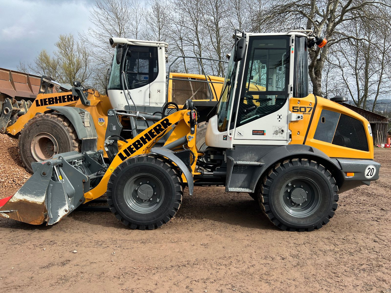 Liebherr L 507 Stereo V Likufix 2x verfügbar - Wheel loader: picture 1 Liebherr L 507 Stereo V Likufix 2x verfügbar - Wheel loader: picture 1