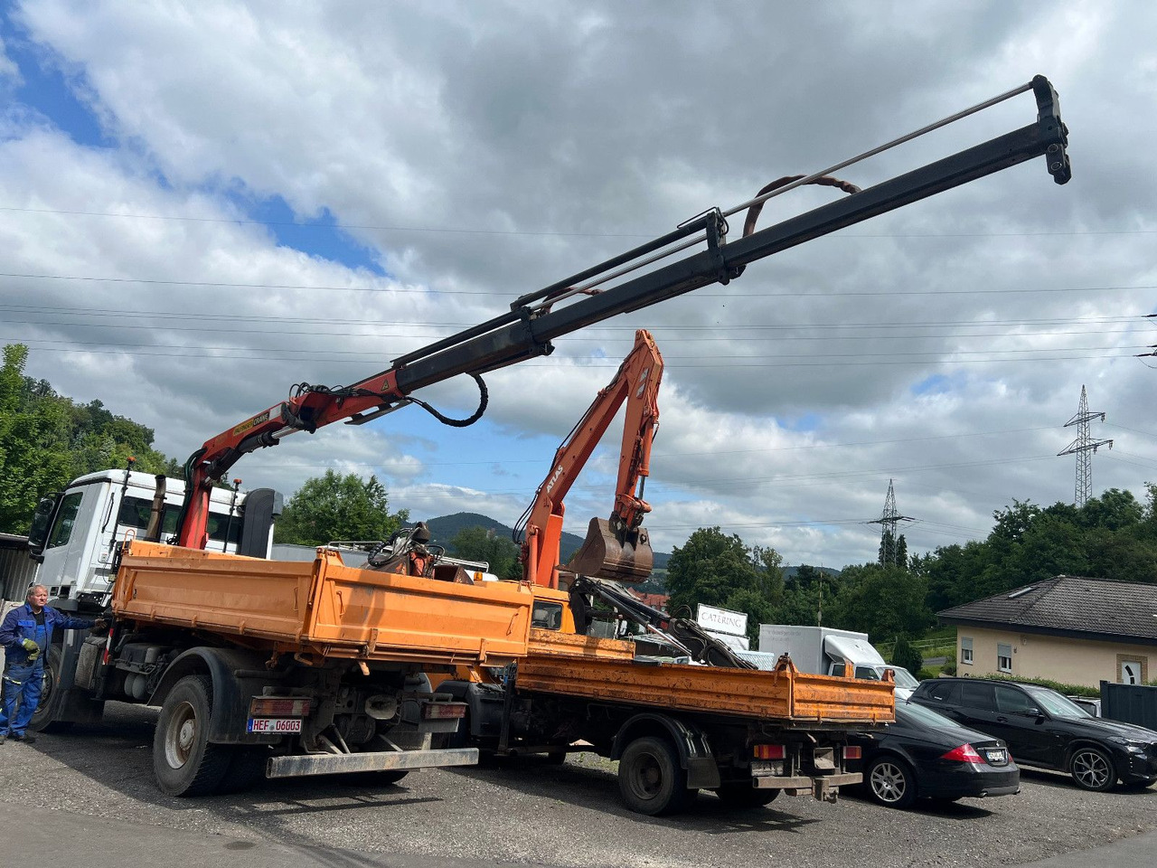 Mercedes-Benz 1832 AK PK 10500 - Tipper, Crane truck: picture 1 Mercedes-Benz 1832 AK PK 10500 - Tipper, Crane truck: picture 1