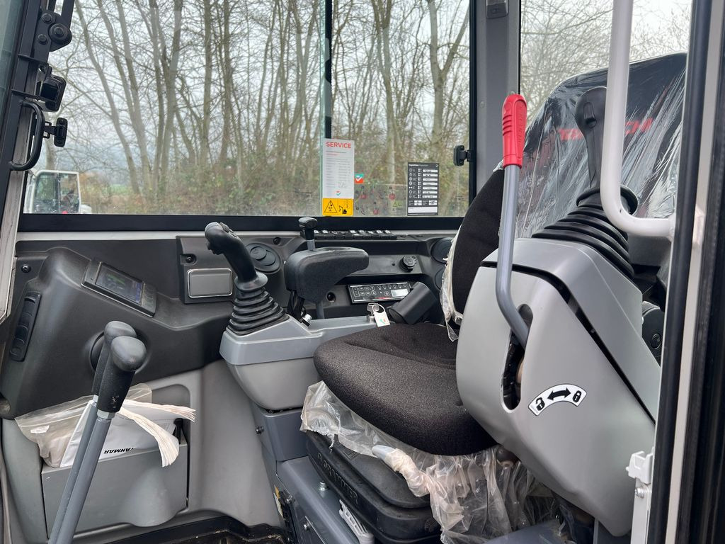 Takeuchi TB 230 V 4 Vollaustattung  - Mini excavator: picture 2 Takeuchi TB 230 V 4 Vollaustattung  - Mini excavator: picture 2