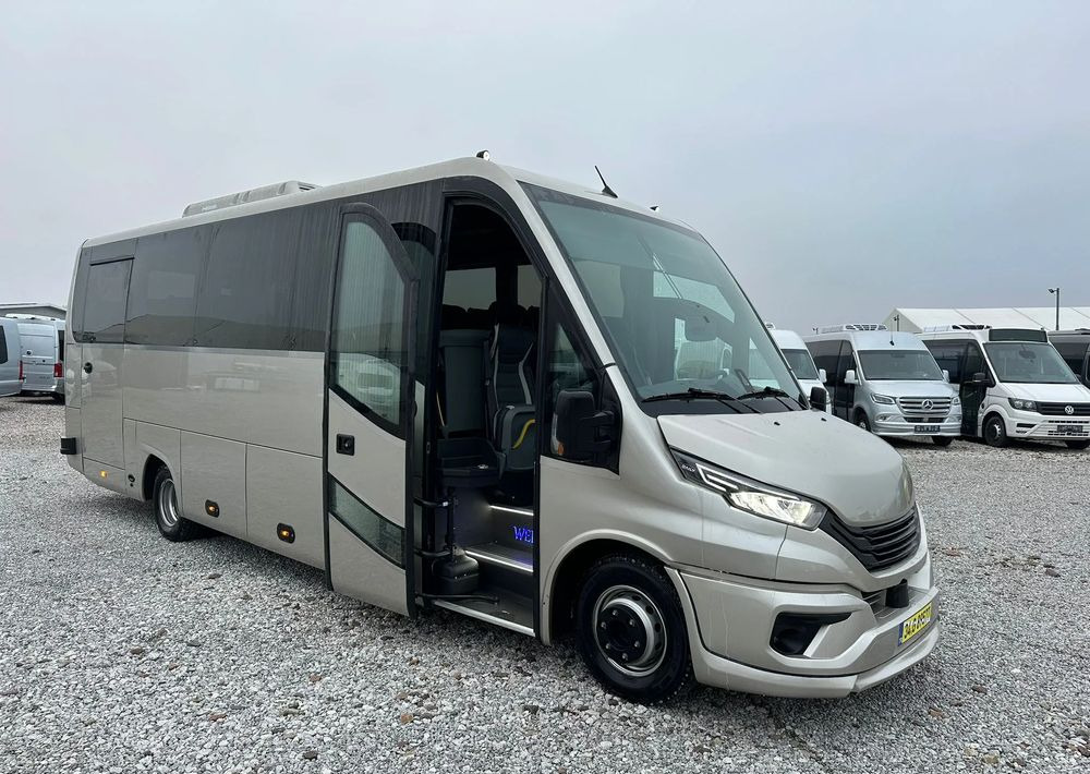 Iveco Daily - Minibus, Passenger van: picture 1 Iveco Daily - Minibus, Passenger van: picture 1
