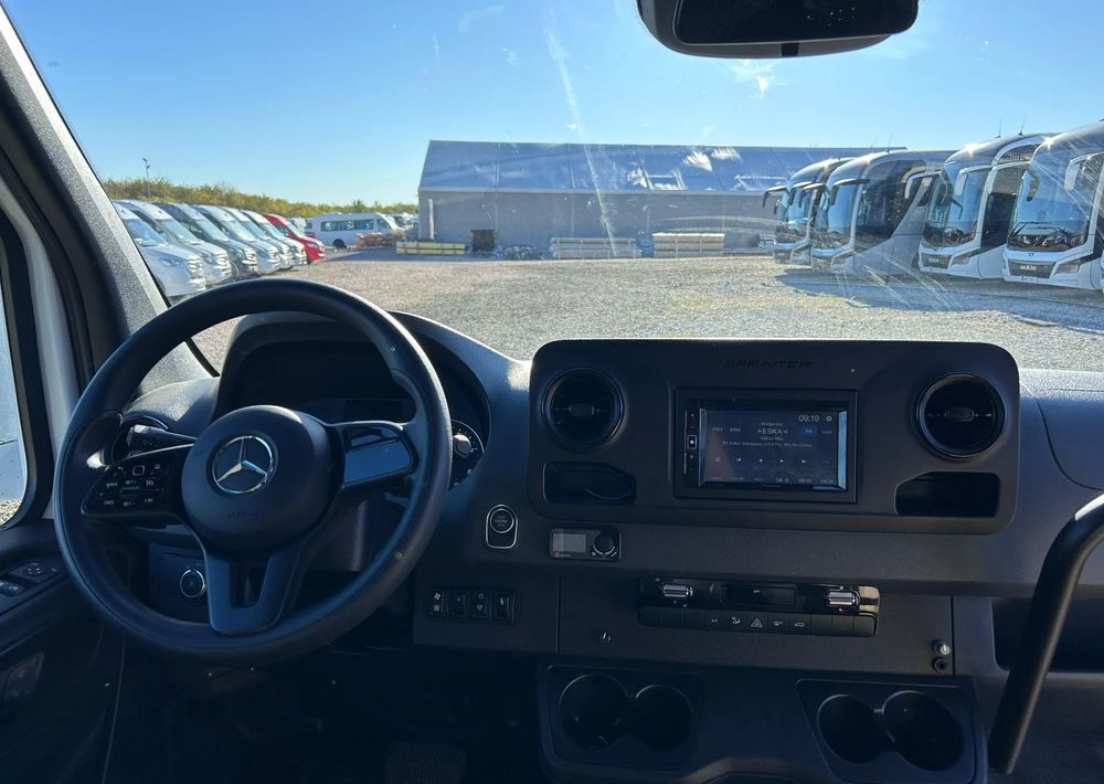 Minibus, Passenger van Mercedes-Benz Sprinter 517: picture 16