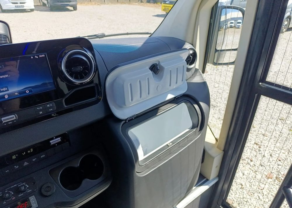 New Minibus, Passenger van Mercedes-Benz Sprinter 517: picture 17