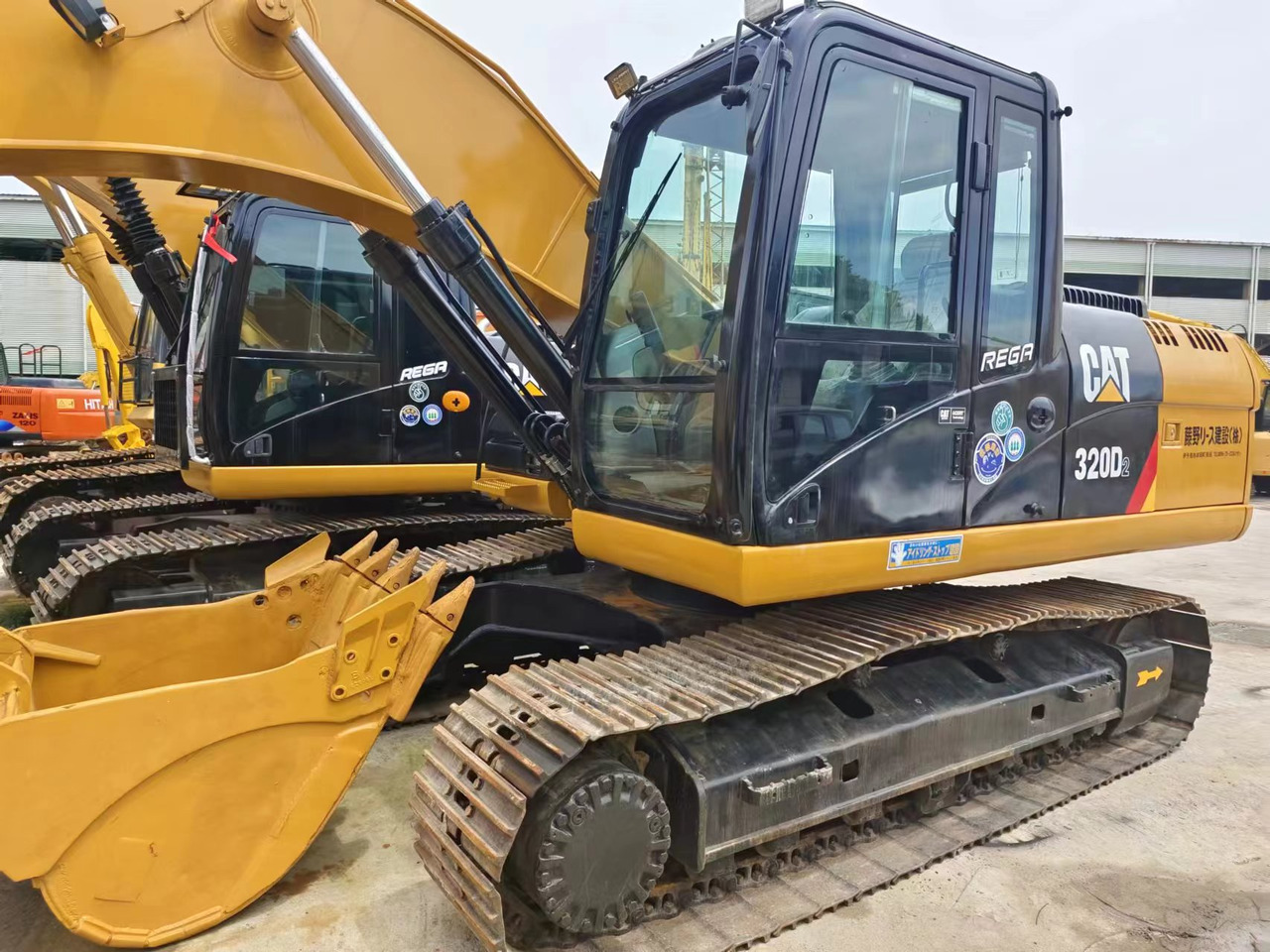 CAT 320D 320D2 320 - Crawler excavator: picture 4 CAT 320D 320D2 320 - Crawler excavator: picture 4
