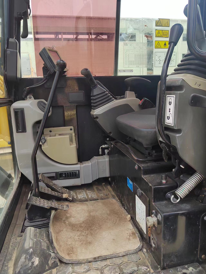 CATERPILLAR 305.5E2 - Mini excavator: picture 4 CATERPILLAR 305.5E2 - Mini excavator: picture 4