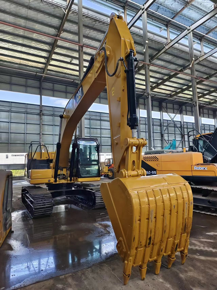 CATERPILLAR 320GC - Crawler excavator: picture 4 CATERPILLAR 320GC - Crawler excavator: picture 4