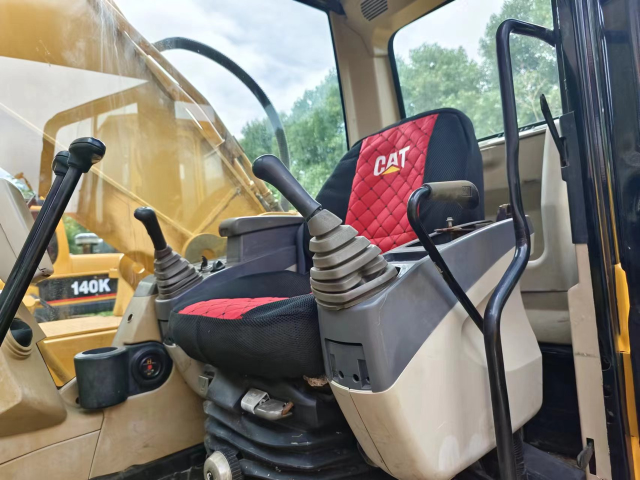 Crawler excavator CATERPILLAR 325C: picture 6 Crawler excavator CATERPILLAR 325C: picture 6