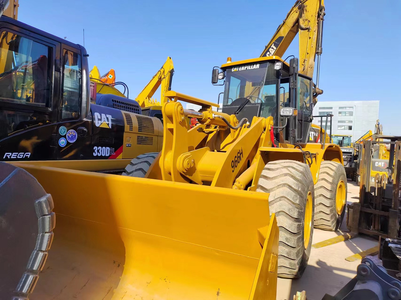 CATERPILLAR 966H CAT - Wheel loader: picture 3 CATERPILLAR 966H CAT - Wheel loader: picture 3