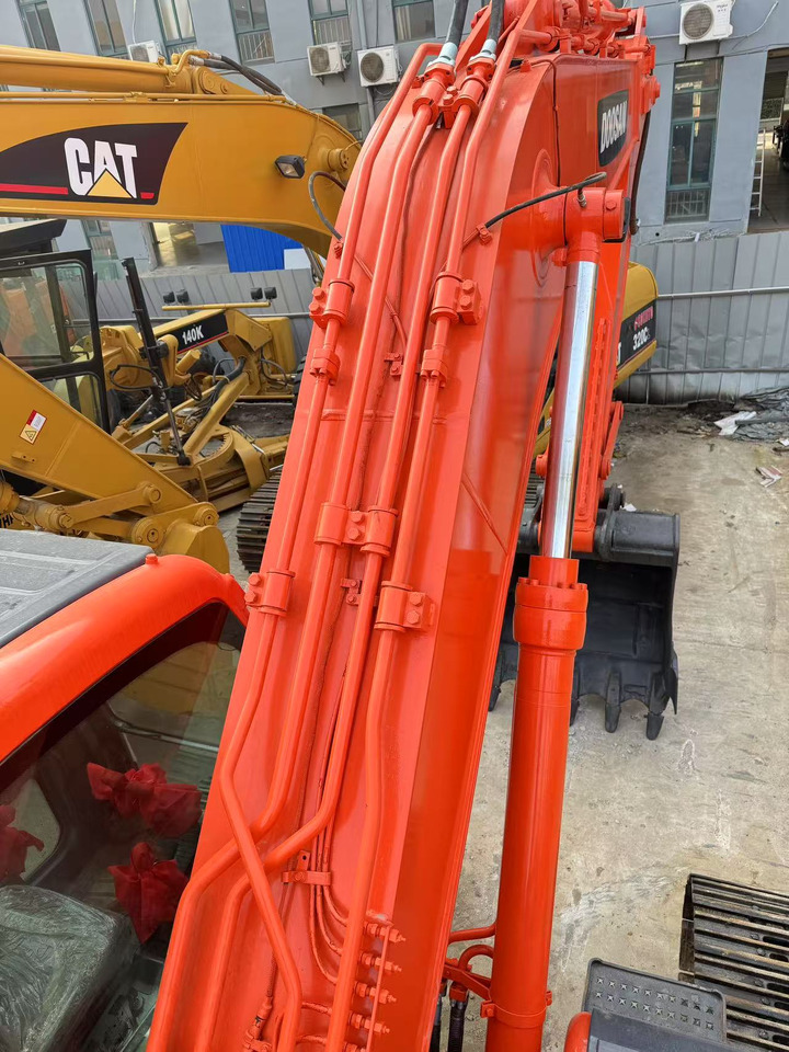 Crawler excavator DOOSAN DX225: picture 8 Crawler excavator DOOSAN DX225: picture 8