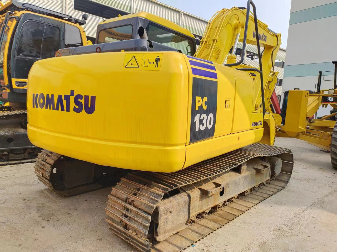 KOMATSU PC130-7 - Crawler excavator: picture 2 KOMATSU PC130-7 - Crawler excavator: picture 2