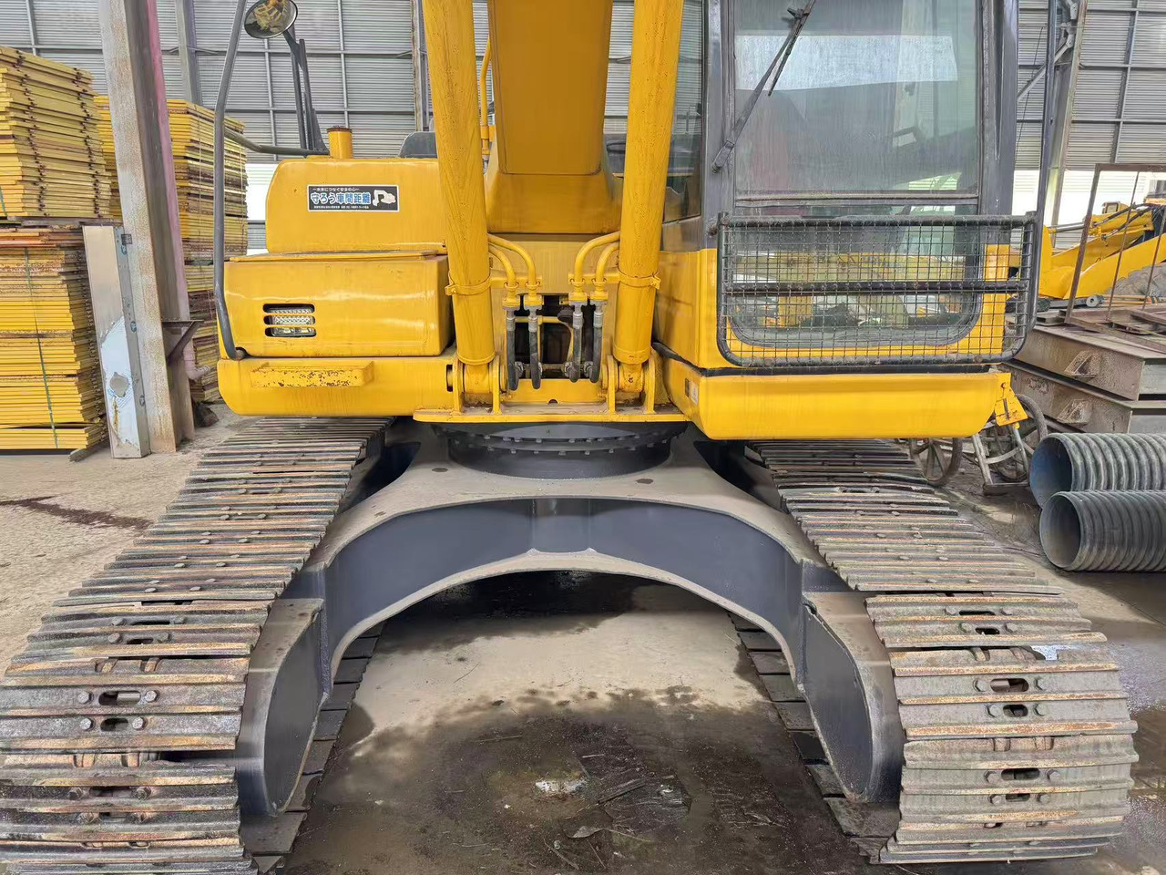 KOMATSU PC200-8 - Crawler excavator: picture 4 KOMATSU PC200-8 - Crawler excavator: picture 4