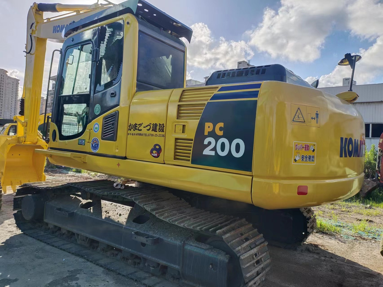 KOMATSU PC200-8 - Crawler excavator: picture 3 KOMATSU PC200-8 - Crawler excavator: picture 3