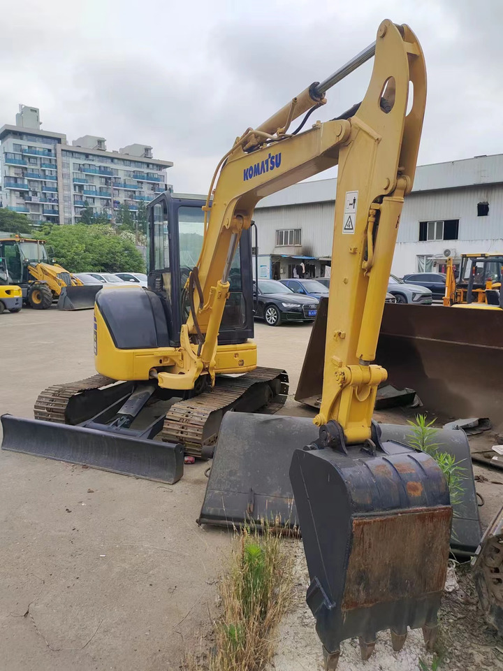 KOMATSU PC40MR - Mini excavator: picture 4 KOMATSU PC40MR - Mini excavator: picture 4