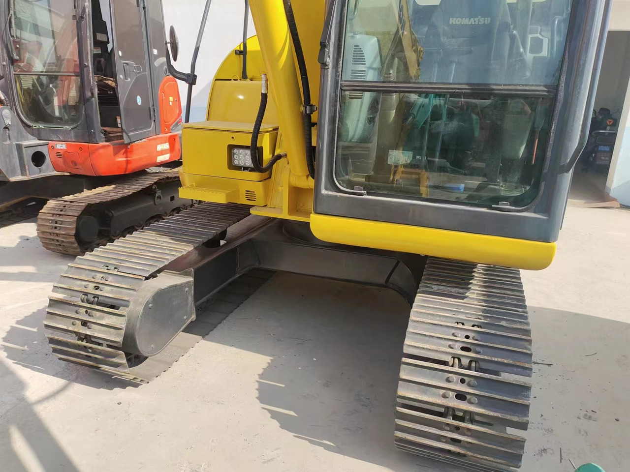 KOMATSU PC60-8 PC70-8 PC55 PC60 PC58 - Mini excavator: picture 4 KOMATSU PC60-8 PC70-8 PC55 PC60 PC58 - Mini excavator: picture 4