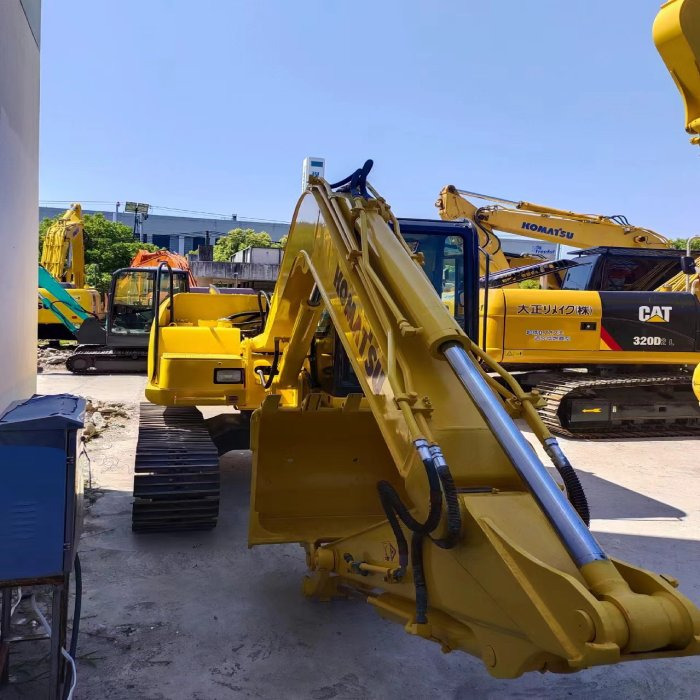 KOMATSU pc70-8 - Crawler excavator: picture 3 KOMATSU pc70-8 - Crawler excavator: picture 3