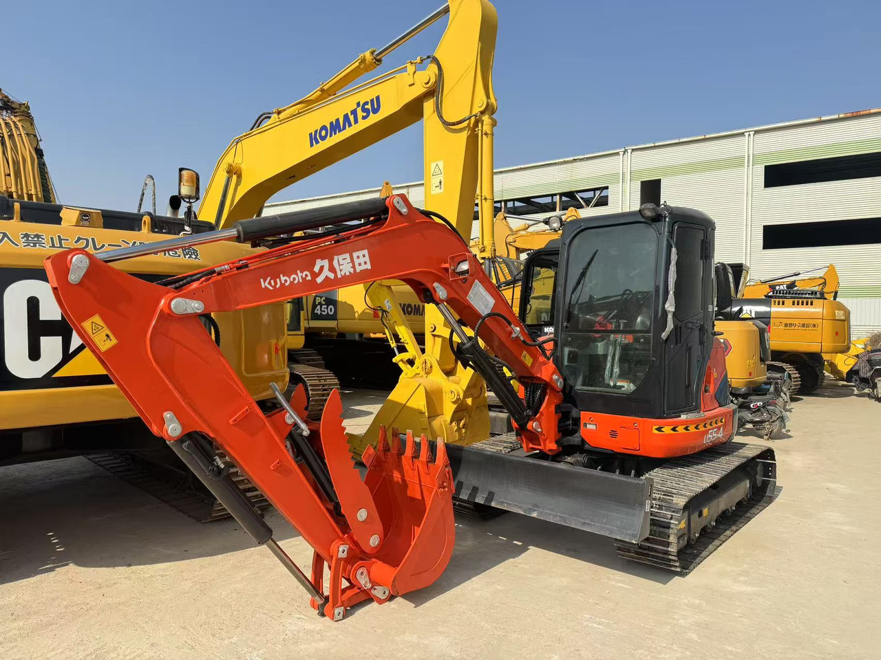 KUBOTA U55-4 - Mini excavator: picture 1 KUBOTA U55-4 - Mini excavator: picture 1