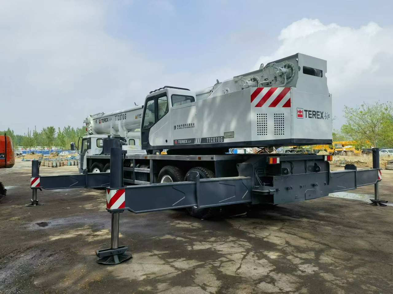TEREX CHANGJIANG 70Ton - Mobile crane: picture 2 TEREX CHANGJIANG 70Ton - Mobile crane: picture 2
