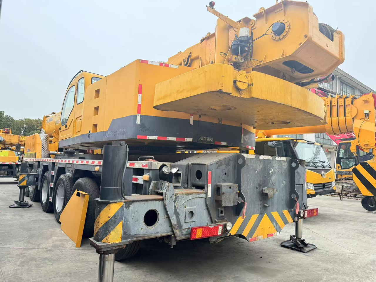 XCMG QY100K - Mobile crane: picture 2 XCMG QY100K - Mobile crane: picture 2