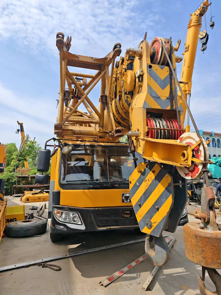 XCMG QY100K-Ⅱ QY100K 100tons - Mobile crane: picture 2 XCMG QY100K-Ⅱ QY100K 100tons - Mobile crane: picture 2