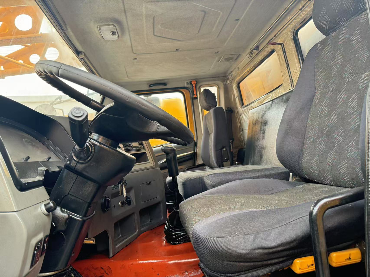 XCMG XCT80 - Mobile crane: picture 3 XCMG XCT80 - Mobile crane: picture 3