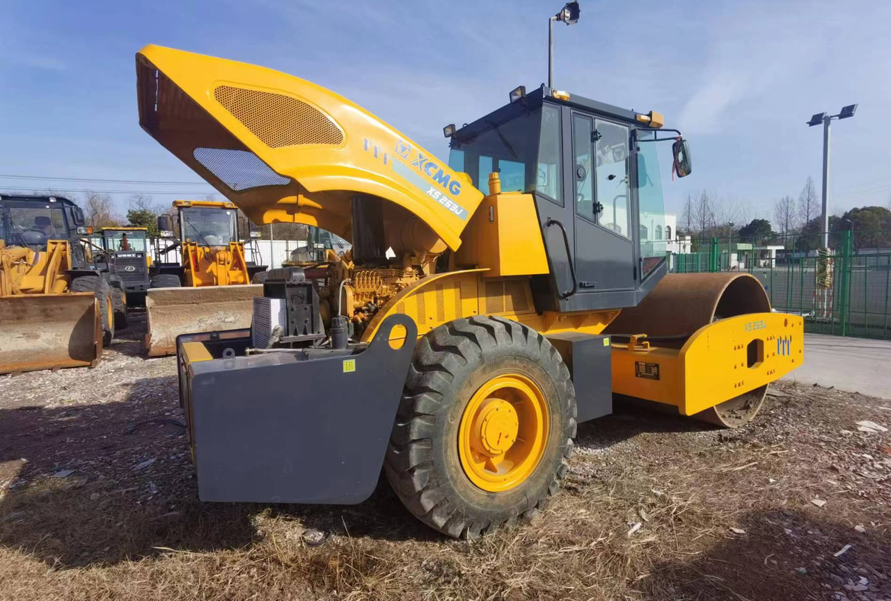 XCMG XS-263J - Compactor: picture 3 XCMG XS-263J - Compactor: picture 3