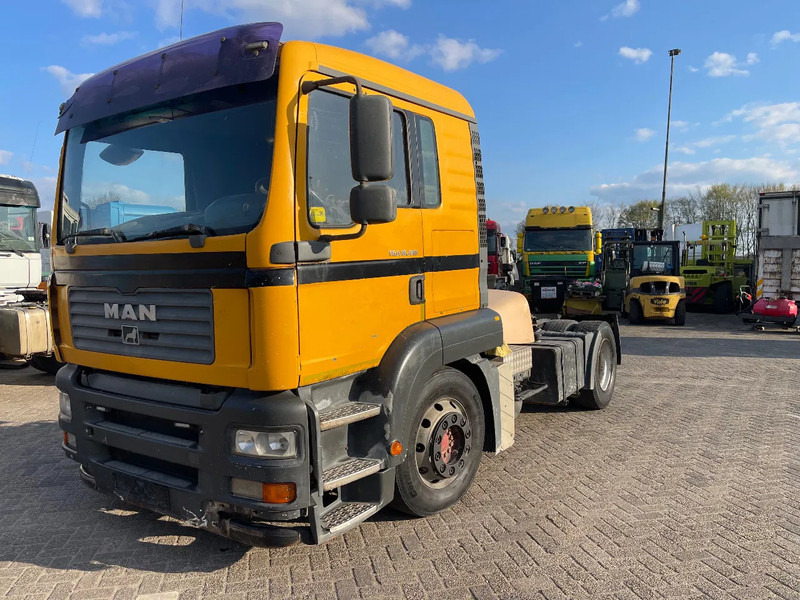 MAN TGA 18.410 Tractor manual pump - Tractor unit: picture 3 MAN TGA 18.410 Tractor manual pump - Tractor unit: picture 3