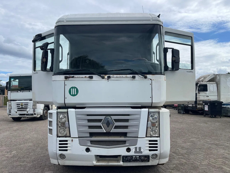 Renault Magnum 440 Tractor unit - Tractor unit: picture 2 Renault Magnum 440 Tractor unit - Tractor unit: picture 2