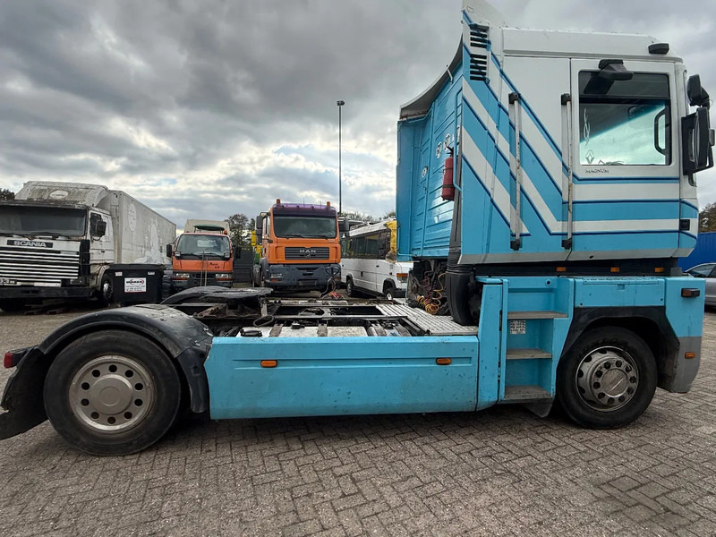 Renault Magnum 460 Tractor unit - Tractor unit: picture 4 Renault Magnum 460 Tractor unit - Tractor unit: picture 4