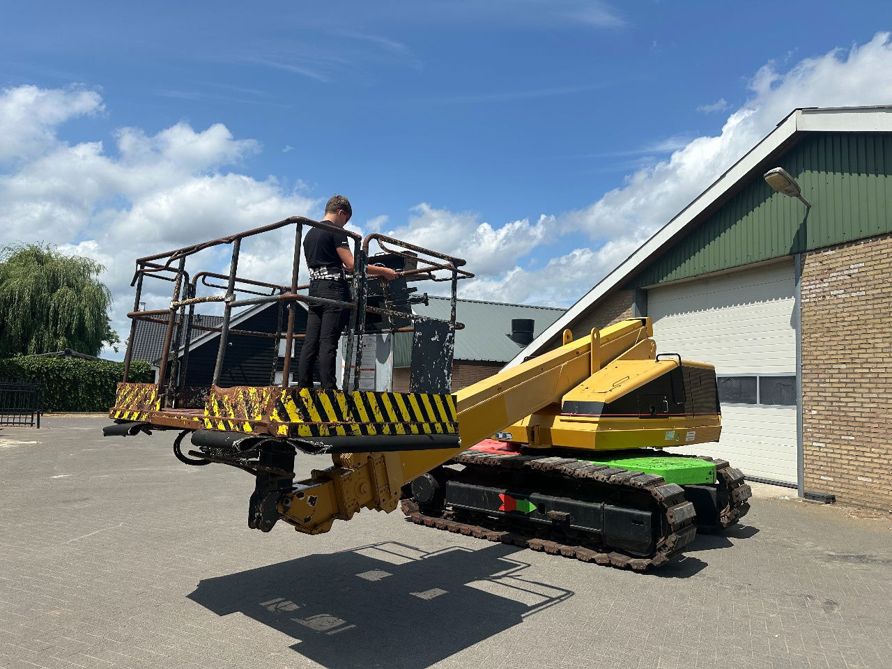 Aichi RZ150 - Telescopic boom: picture 5 Aichi RZ150 - Telescopic boom: picture 5