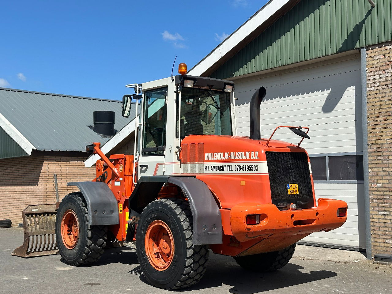 Wheel loader Case 521D: picture 21