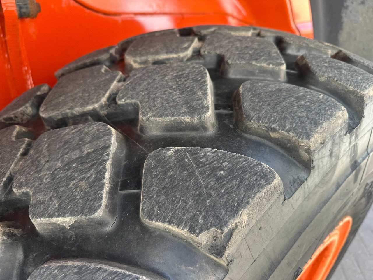 Wheel loader Case 521D: picture 12