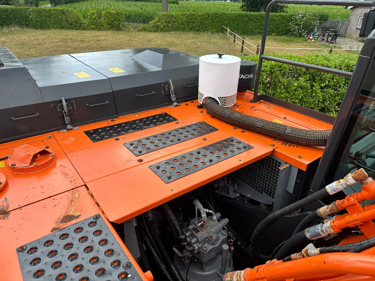Crawler excavator Hitachi ZX350LC-6: picture 25
