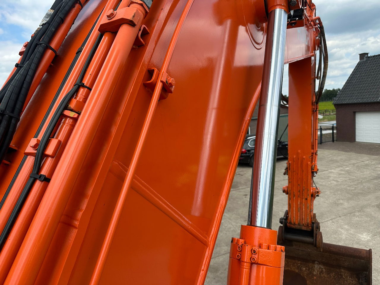 Crawler excavator Hitachi ZX350LC-6: picture 27