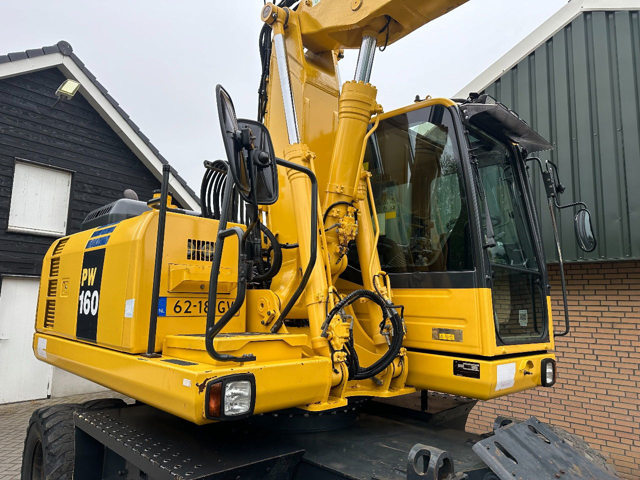 Wheel excavator Komatsu PW160-8: picture 18
