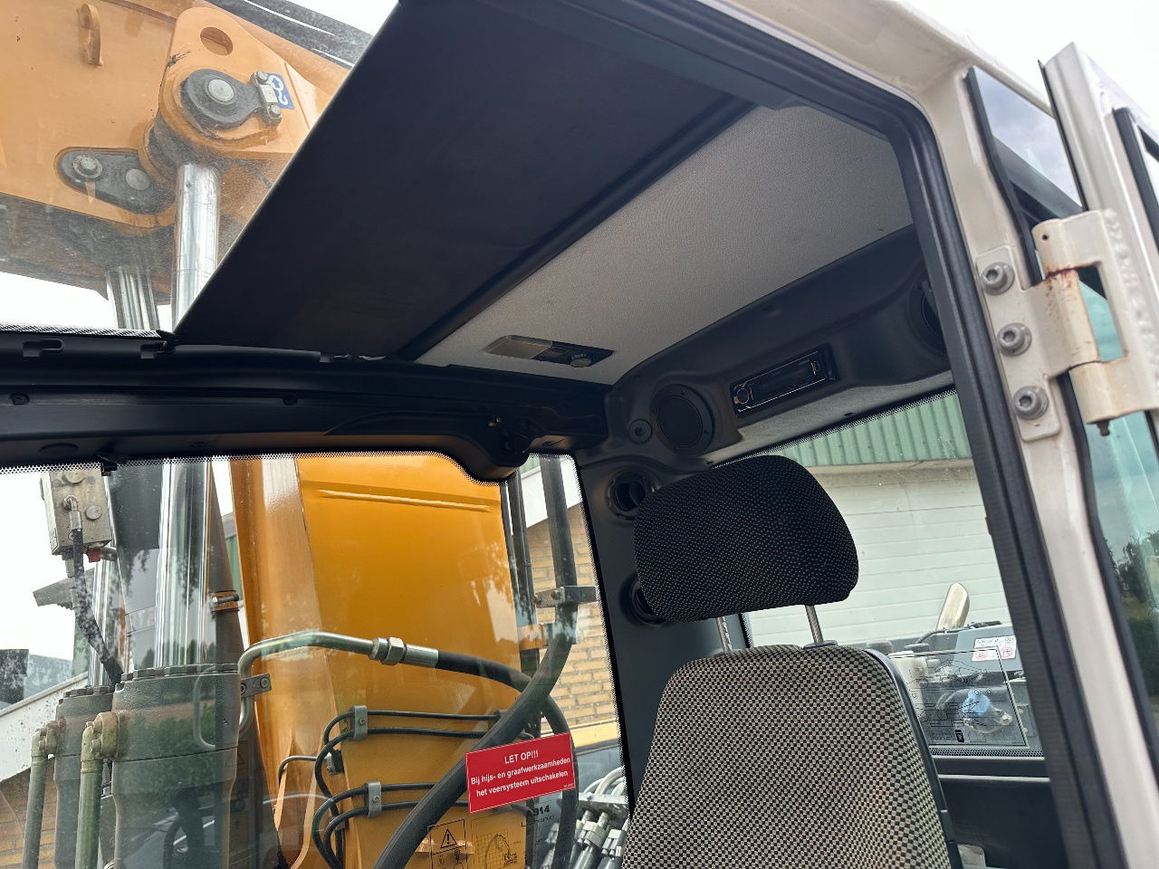 Wheel excavator Liebherr A914: picture 9