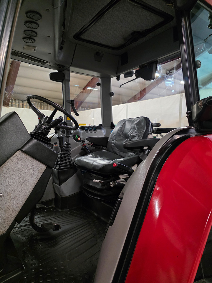 Farm tractor CASE IH CS94: picture 11