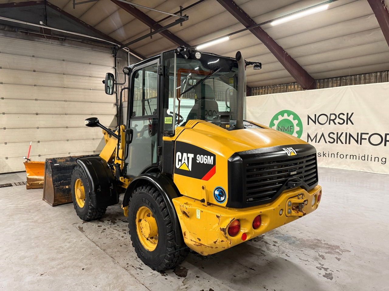 Cat 906M High Flow, 40 km/t med skuff og plog # TIL LEIE# - Wheel loader: picture 3 Cat 906M High Flow, 40 km/t med skuff og plog # TIL LEIE# - Wheel loader: picture 3