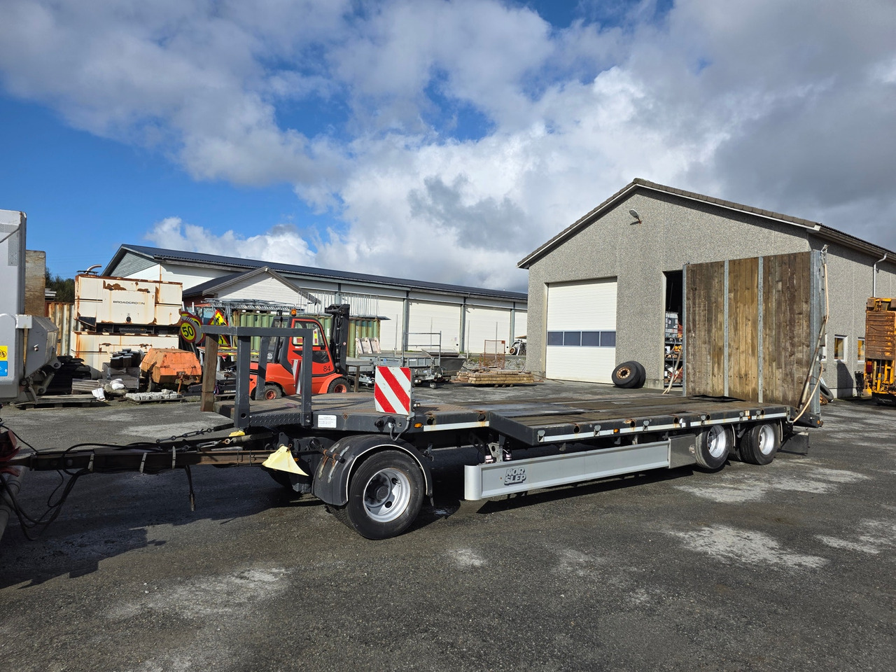 Fliegl Maskinhenger - Low loader trailer: picture 1 Fliegl Maskinhenger - Low loader trailer: picture 1