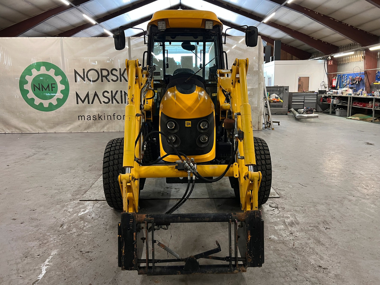 JCB 360 - Farm tractor: picture 4 JCB 360 - Farm tractor: picture 4